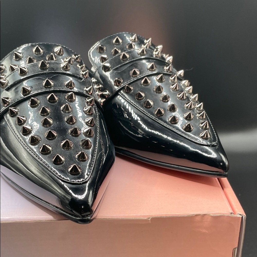 Elegant Black Studded Mules - Picture 6 of 6